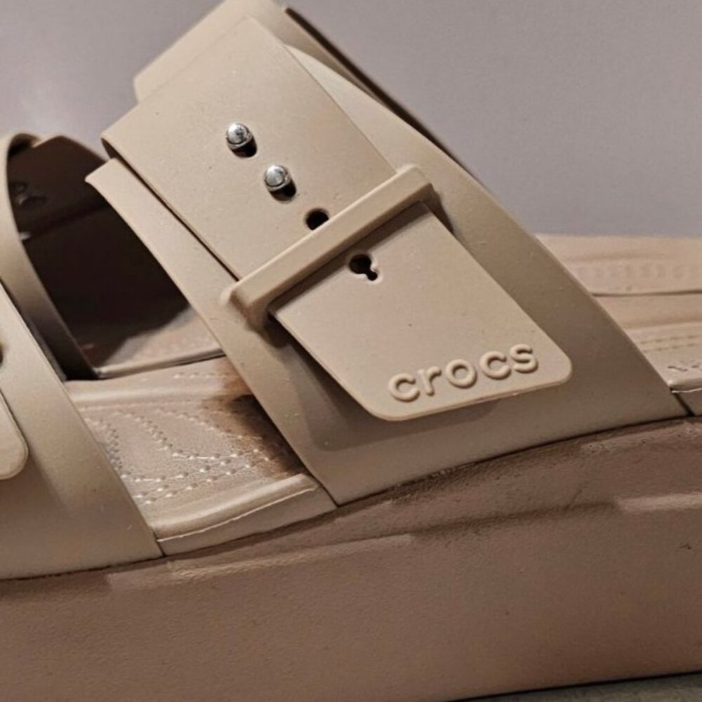 Crocs Brooklyn Buckle Strap Wedge Platform Sandals Beige Women's Size 9 - Picture 7 of 12